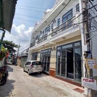 Nhà lầu xây mới 3 phòng ngủ, hẻm 65 đường Lê Hồng Phong