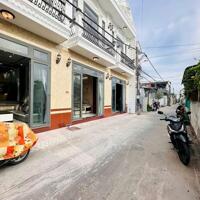 Nhà lầu xây mới 3 phòng ngủ, hẻm 65 đường Lê Hồng Phong