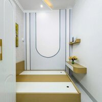 Nhà lầu rộng 4 phòng ngủ, gần trường đại học Y Dược Cần Thơ