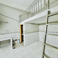 Bán Căn Nhà Dịch Vụ 5 Tầng Âu Cơ 111M, Ngang 5,6 Hẻm Xe Hơi Sát Mặt Tiền Doanh Thu 50 Triệu/Tháng