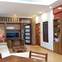 Cho thuê căn hộ dịch vụ tại Đặng Thai Mai, Tây Hồ, 45m2, 1PN, sân vườn, đầy đủ nội thất
