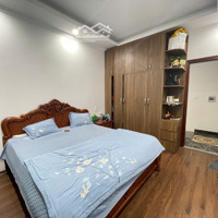 Bán Nhà Hoàng Đạo Thành Tx Oto 6 Tầng Thang Máy Full Nội Thất Kinh Doanh !!!