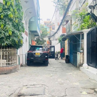 Cần Bán Gấp Nhàhẽm Xe Hơicách Mạng Tháng 8-P.12-Q.10- Trung Tâm Q.10 Tp.hcm