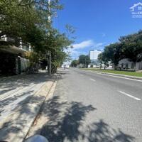 Lô đất khủng 303m2 -Vương Thừa Vũ -Sơn Trà - Giá chỉ 59,950 tỷ .