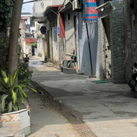 Lô Đất Kèm Nhà Cấp 4 Đường Thông Các Ngả