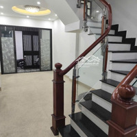 Bán Nhà Phố Việt Hưng Long Biên - 45M2 - 4 Tầng -Mặt Tiền4M - 5,9 Tỷ - Phân Lô - Ôtô Đỗ Cổng.