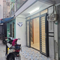 Bán Gấp Nhà Riêng Ni Sư Huỳnh Liên, Tân Bình, 26M2, 2 Tầng Mới Đẹp, Xe Hơi Đỗ Cổng, Nhỉnh 3 Tỷ.