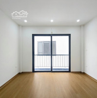 Bán Nhà Cổ Linh -Diện Tích 31M _ 6 Tầng Mới Đẹp Về Ở Luôn. Cách Mặt Đường Cổ Linh Chỉ Gần 100M.