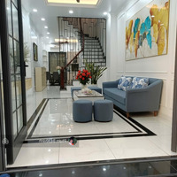 Bán Nhà Ngọc Lâm, Long Biên, Vỉa Hè, Ô Tô Tránh, 48M2, 4 Tầng, 13.6 Tỷ.