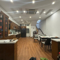 Bán Nhà Phố Quan Nhân Oto 5 Tầng 50M Dân Xây Nội Thất Xịn Xò Ngõ Thông Vị Trí Đẹp !!