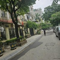 Biệt Thự Vip 236M X 6 Tầng, Mt:30M, Lô Góc 3 Mặt Tiền, Dịch Vọng Hậu, Hà Nội