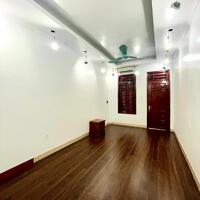 Bán nhà 4 tầng oto đỗ cửa Phú Diễn chỉ nhỉnh 6 tỷ, Nhà đẹp full nội thất, 2 thoáng, Nhà đẹp vừa ở vừa kinh doanh