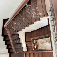Hiếm- Gia Đình Tôi Cho Thuê Gấp Nhà Lô Góc, Mới ,Kd, Vp, Nhà Hàng, 114M2- 5T, Nguyễn Thị Định_45 Tr