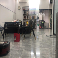 Bán Nhà Mặt Phố Vip Kinh Doanh Đỉnh Cổng Trường Tiểu Học Đoàn Kết
