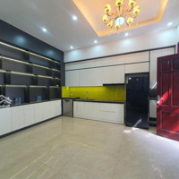Nhà Ubnd Đại Mỗ, Ô Tô Đỗ Cửa, 30M Ô Tô Tránh. Mặt Tiền Rộng