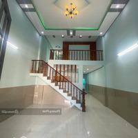 Bán Gấp Nhà 1 Trệt 1 Lửng Sân Xe Ôtô, Gần Chợ Ngã 4 Quang Thắng