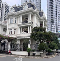 Bán Biệt Thự Đống Đa-4 Mặt Thoáng- Ngõ Ô Tô Tránh- Diện Tích: 200M2-60 Tỷ. 0888114667
