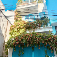 Chính Chủ Bán Nhà Đẹp 3 Tầng, 70.3M2, Cổng Sân Bay, Kiêt Ôtô Q. Hải Châu, Có Gara Ôtô Đậu Trong Nhà