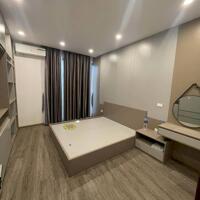 Bán nhà Tam Khương, Đống Đa 30m², 6 tầng ô chờ thang máy, vài bước ra phố 8.5 tỷ