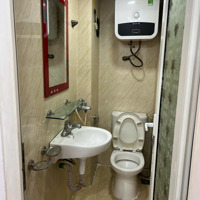 Chung Cư Nguyễn Trãi, Hàng Xóm Royal, 50M 2N1Vs, Chỉ 1.6 Tỷ
