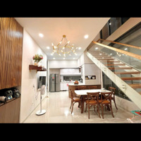 Cần Bán Nhà Mặt Tiền Kinh Doanh Nguyển Hửu Tiến : Diện Tích 160M2 Xây 4 Tầngdiện Tíchsàn 450M2