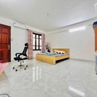 Cho thuê căn hộ Tập thể tầng 3 Phố Kim Liên, 73m2, 2 ngủ, ở hộ GĐ, 10 Triệu