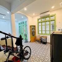 CẦN BÁN NHÀ TRƯƠNG CÔNG GIAI CẦU GIẤY 40m2, 4 TẦNG MẶT TIỀN 6,9m GIÁ  8.8 TỶ