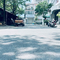 Nhà 2 Lầu Gần Chợ Xóm Vắng Giá Bán 4 Tỷ 300 Triệu