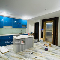 Bán Nhà Phố Hoàng Cầudiện Tích40M2 7 Tầng Thang Máy. Giá Bán 15.2 Tỷ - Liên Hệ: 0985342385