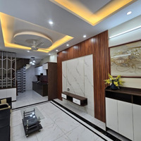 Bà Chị Em Chính Chủ Cần Bán Gấp Nhà Phố Cổ Ngọc Lâm -37M2X5T - Vị Trí Trung Tâm - Nhà Mới Về Ở Luôn