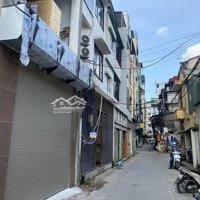 Bán Nhà Tại Phố Phương Mai, Gần Hồ Phương Mai . 41M, 16,9Tỷ