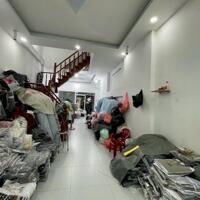 Bán nhà riêng Lạc Long Quân - Tân Bình - Xe hơi đỗ cửa 125 m2 chỉ 12 tỷ