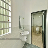 Cho Thuê Gấp Nhà Trọ 1 Trệt 1 Lầu Sân Xe Hơi Mặt Tiền Kinh Doanh Đường Phi Trường, Gần Ngã 3 Bình Ý