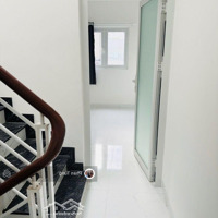 [ 6Pn_7Wc_Giáp Q.1_2 Mặt Hẻm_4 Tầng ]