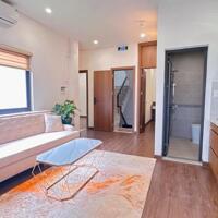 Bán CCMN 75m2 x 7Tầng, Thang máy, Vũ Ngọc Phan, Đống Đa, doanh thu 100tr/th.