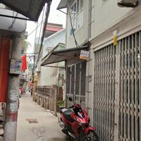 Bán nhà Nam dư vị trí: Đẹp, ngõ thông, 40m ra ô tô tránh, khu vực tiện ích đầy đủ, trường học cấp 1 2 cách nhà bán kính 1km. Cách Times City 5p đi xe máy...