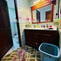 Nhà Đẹp, Hàng Hiếm Tại Võ Văn Ngân Ngay King Crown Infinity 1T 2L Bình Thọ