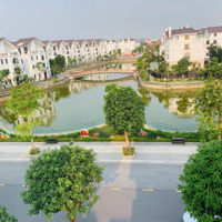 Bán Lô Áp Góc Đối Diện Sân Bóng Nam Hồng Từ Sơn, View Mát Mẻ Gần Tttm, Sổ Cầm Tay, Liên Hệ: 0326569236