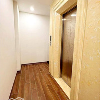 Cầu Giấy, Lạc Long Quân 65M2, 6 Tầng, 4.4M Mặt Tiền, Giá Bán 21.5 Tỷ. - Lh Giang 0979388189
