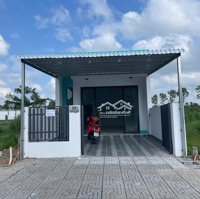 Cho Thuê Nhà Hồng Loan 6A Cần Thơ, 5X24, Máy Lạnh, Trần Hoàng Na, Đông Bắc, Lộ 30M, Mới 100%