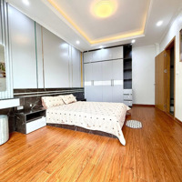 Rất Hiếm, Phố Ngọc Hà, Thang Máy, Ngõ Ô Tô, Vài Bước Ra Phố, Thông Thoáng, Ở Luôn, 45Mx6Tầng.