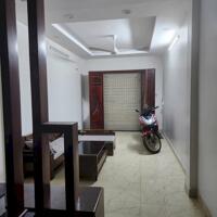 Cho thuê nhà KD, VP kết hợp ở gđ, nhóm 271 Trương Định, 5 tầng x 32m2, 3PN, 4 WC, 12 Triệu
