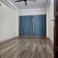 Cho thuê nhà KD, VP kết hợp ở gđ, nhóm 271 Trương Định, 5 tầng x 32m2, 3PN, 4 WC, 12 Triệu