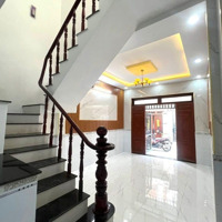 Cần Bán Nhà Riêng 52M² Gần Chợ, Làm Việc Chính Chủ