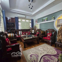Bán Nhà Lô Góc Phố Nguyễn Khánh Toàn 50M2, Phân Lô Ô Tô - Ở Luôn, Giá Bán 19.8 Tỷ! Liên Hệ: 0869818555