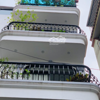 Bán Nhà Phố Đại La - Nhà Đẹp Lung Linh- Vài Bước Ra Phố- Nhà 2 Mặt Ngõ - 31M2 - 5 Tầng - 7.8 Tỷ.