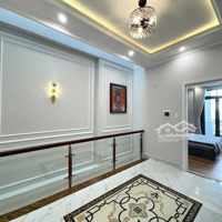 Bán Biệt Thự Tân Cổ Điển Đường Hoàng Quốc Việt, Q7 - 95M2 - Ngang 5M - 4Tầng - Chỉ 46 Triệu/M2 Dtsd