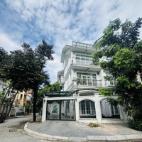 Lô Góc 3 Thoáng Khu Chùa Láng 125M2 - 5 Tầng - Mặt Tiền Rộng 8M - Đường 2 Ô Tô - Nội Thất Nhập Khâu