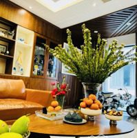 Với 42 Tỷ Có Ngay Nhà Căn Góc 3 Thoáng Nắm Trên Đường Láng, Diện Tích 125M X 5 Tg, Oto Ngủ Trg Nha