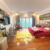 Bán Biệt Thự Sân Vườn Tây Hồ Phố Võng Thị Kề Bên Hồ Tây 152M2 Nhỉnh 30 Tỷ